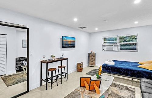 Little Ranches House | Hollywood Large Studio Close To Beach & Casino Lb3