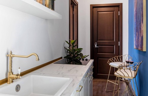 Bucharest City-Centre Apartment | Holt Old Town One Bedroom Apartments