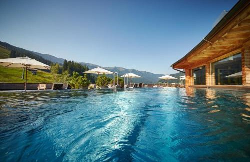 Leogang Hotel | Holzhotel Forsthofalm