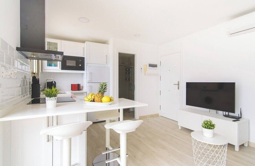 Las Palmas de Gran Canaria Apartment | Home2Book Design Sea Front Las Canteras1 Beach
