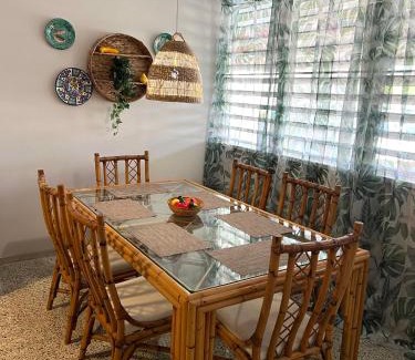 Levittown House | Home Aire Familiar