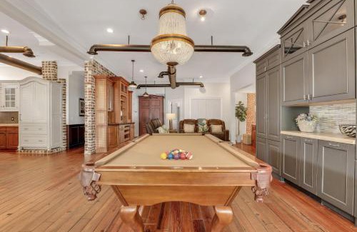 Historic Downtown Savannah House | Home at 1014