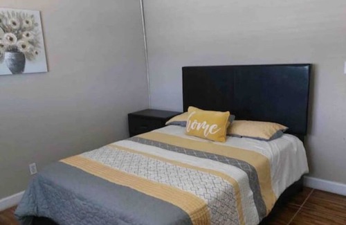 Yeoman Wood House | home away from home