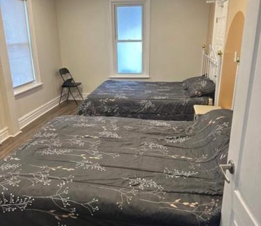 Downtown Niagara Falls House | Home Away From Home 2bd