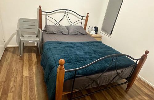 Truganina House | Home away from home private room2