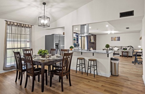 The Colony House | Home Away From Home Pet Friendly 3Bed 2Bath