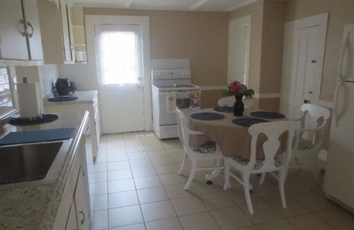 Windsor House | Home Away From Homen