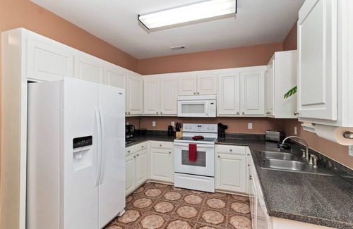 Boiling Springs House | "Home Away From Home!" Weekly & Monthly Discounts.