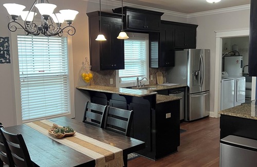 Huntsville House | Home in 5 Points neighborhood, Downtown Huntsville, Fenced Yard, Fully Furnished