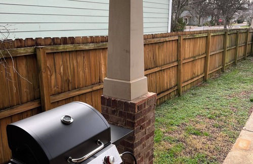 Huntsville House | Home in 5 Points neighborhood, Downtown Huntsville, Fenced Yard, Fully Furnished