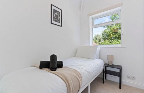 Great Barr House | Home in Great Barr by Halo