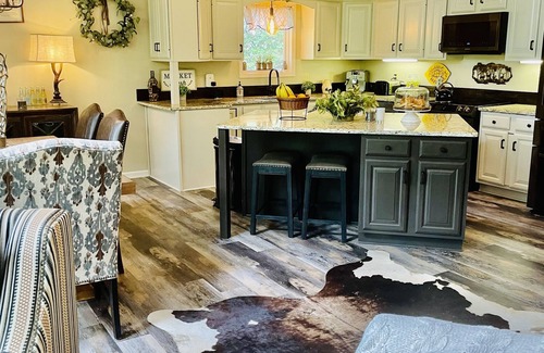Mill Spring House | Home in Mill Spring/Hendersonville no Hurricane damage