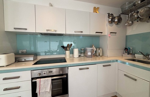 Homerton Apartment | Home in the Heart of Hackney | WiFi | 1 Bed