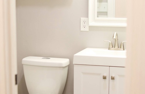 Aiken House | Home located 8 minutes from downtown Aiken and 30 minutes from Augusta National!