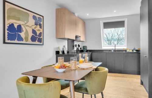 North Finchley Apartment | home.ly - North London Finchley Penthouse