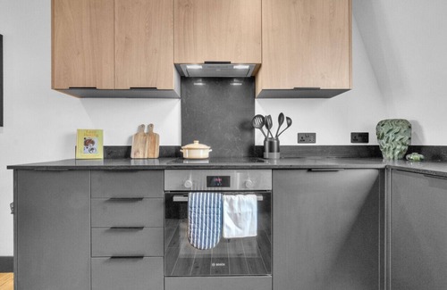 North Finchley Apartment | home.ly - North London Finchley Penthouse