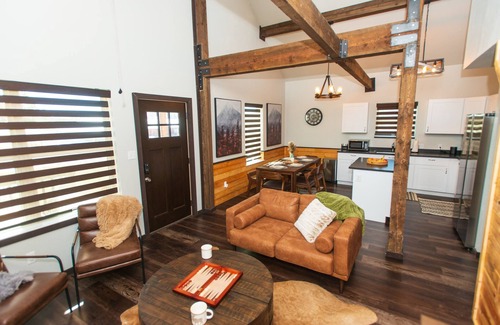 Pagosa Highlands Cabin | Home on Hills- NEW HOTTUB