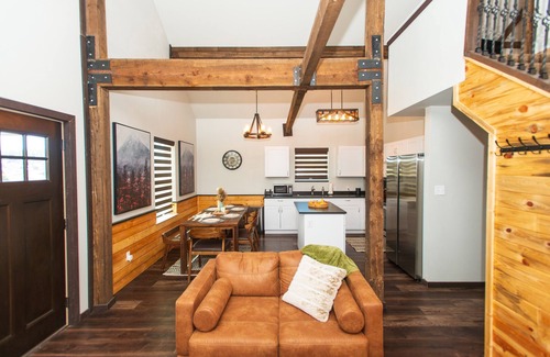 Pagosa Highlands Cabin | Home on Hills- NEW HOTTUB