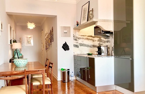 Avenida de Roma Apartment | Home Out Central Roma Apartment