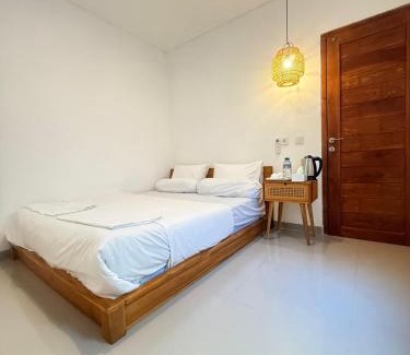 Renon House | Home Stay Room in Bali Near Sanur Beach