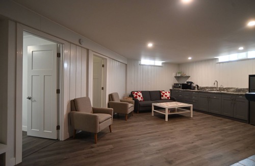 Superior House | Home Sweet Home/NEW Reno 2 BDR/10 mins to Duluth