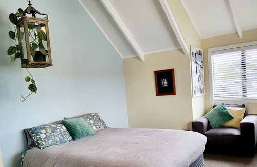 Omokoroa House | Home with ample space for everyone