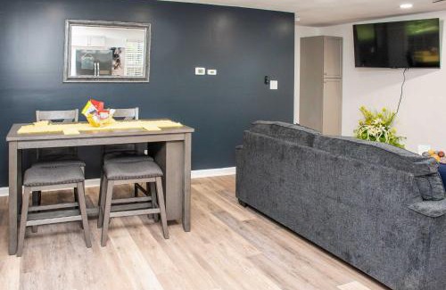 Clarksville House | Home with Hot Tub, Playset and Grills in Clarksville!