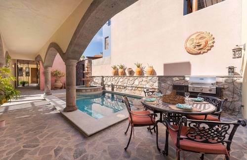 Nopolo House | Home with stunning ocean view and breathtaking sights of the Sierra La Giganta.