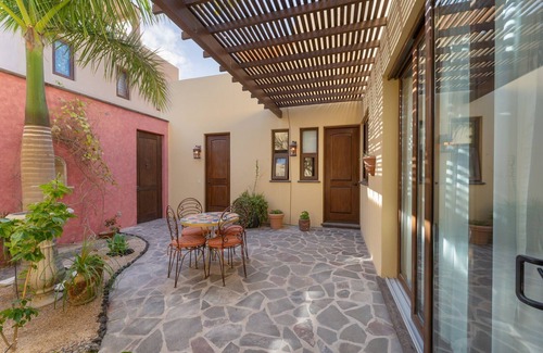 Nopolo House | Home with stunning ocean view and breathtaking sights of the Sierra La Giganta.