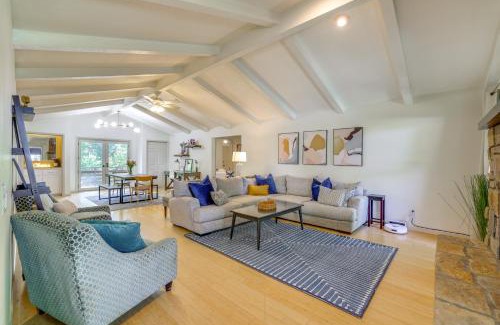 Bella Vista House | Home with Trail Access and Fire Pit in Bella Vista!