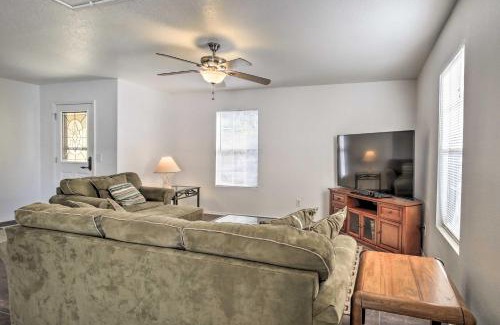 Largo House | Home with Yard 1 Mi to Indian Rocks Beach and Golf