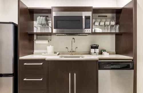 Queens Hotel | Home2 Suites by Hilton NY Long Island City/Manhattan View