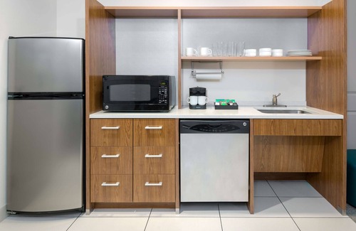 North Charleston Hotel | Home2 Suites by Hilton Charleston Airport/Convention Center, SC