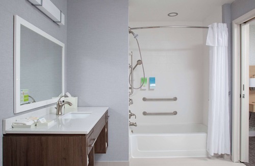 Bloomington Hotel | Home2 Suites by Hilton Bloomington