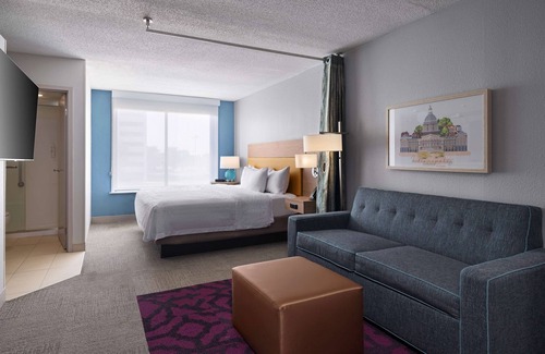 Indianapolis Hotel | Home2 Suites by Hilton Indianapolis Keystone Crossing