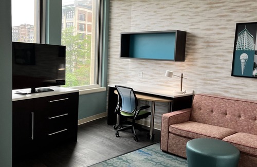 Downtown West Hotel | Home2 Suites by Hilton St. Louis Downtown