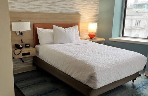 Downtown West Hotel | Home2 Suites by Hilton St. Louis Downtown