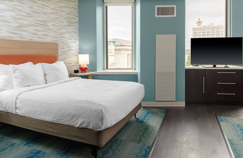 Downtown West Hotel | Home2 Suites by Hilton St. Louis Downtown