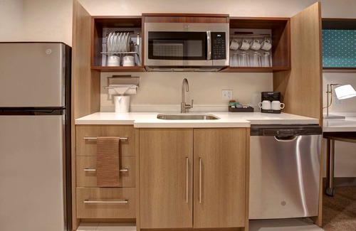 Loves Park Hotel | Home2 Suites by Hilton Loves Park Rockford