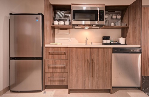Anaheim Resort Hotel | Home2Suites by Hilton Anaheim Resort