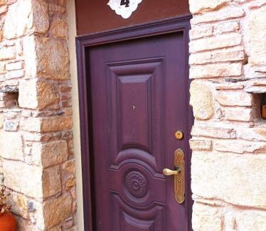 Keratea Apartment | Home4U Κερατέα apt4, just 17km from airport