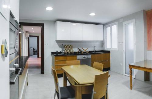Centro - Sagrario Apartment | Home4u Arandas Centro Granada