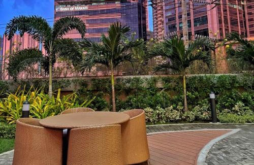 San Antonio Apartment | Homefort at Lush Residences Makati Unit 1137