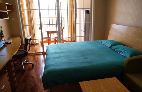 Laishan Apartment | HomeIn at High-Tech district (高新区）