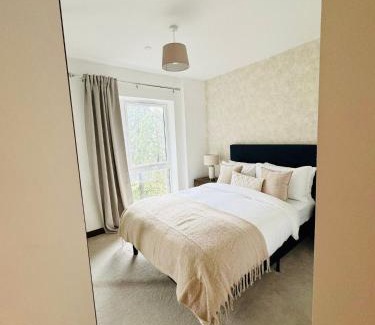 Maidstone Apartment | Homelike Apartment- Perfect For Contractors, Business Trips - Long Stays