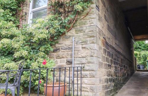Pateley Bridge House | Homely 4 bed cottage central characterful