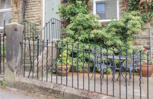 Pateley Bridge House | Homely 4 bed cottage central characterful