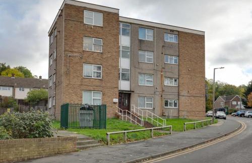 Harlow Apartment | Homely Apartment in Harlow