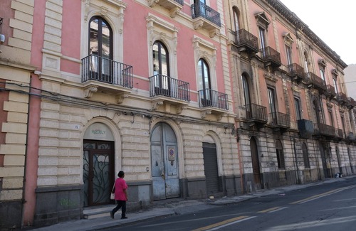 Borgo-Sanzio House | Homely Catania