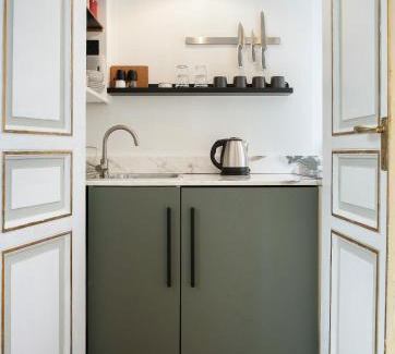 Magenta Apartment | HomeMi Sant'Ambrogio Apartment